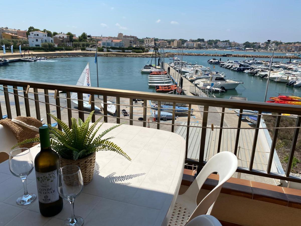 Precioso Apartamento En Primera Linea De Mar L' Escala Extérieur photo