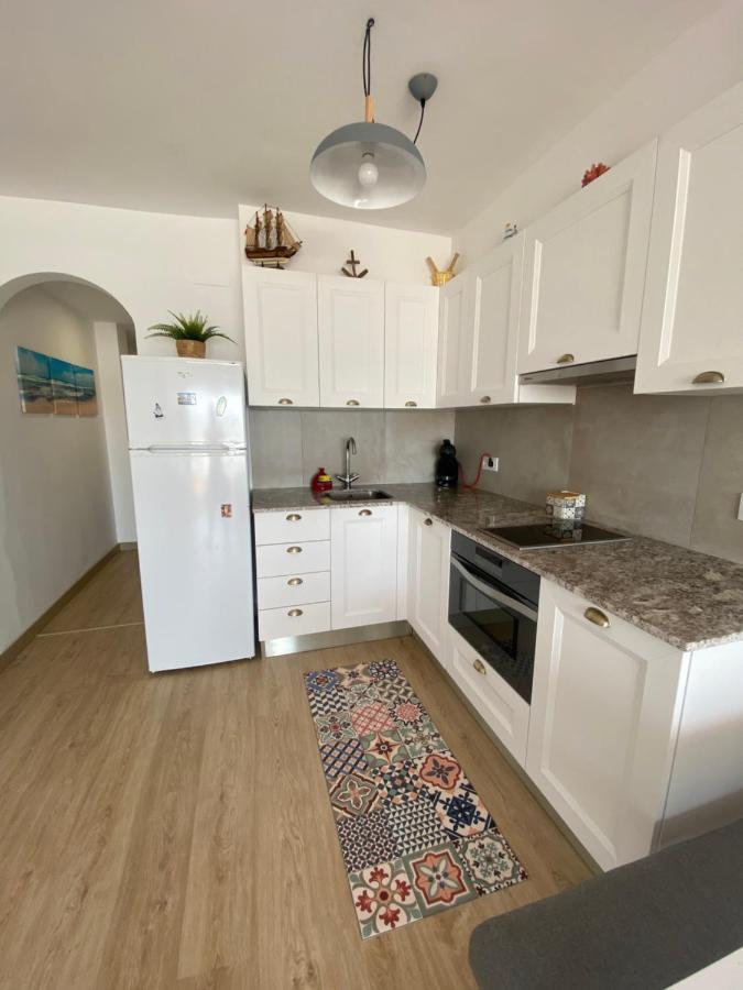 Precioso Apartamento En Primera Linea De Mar L' Escala Extérieur photo