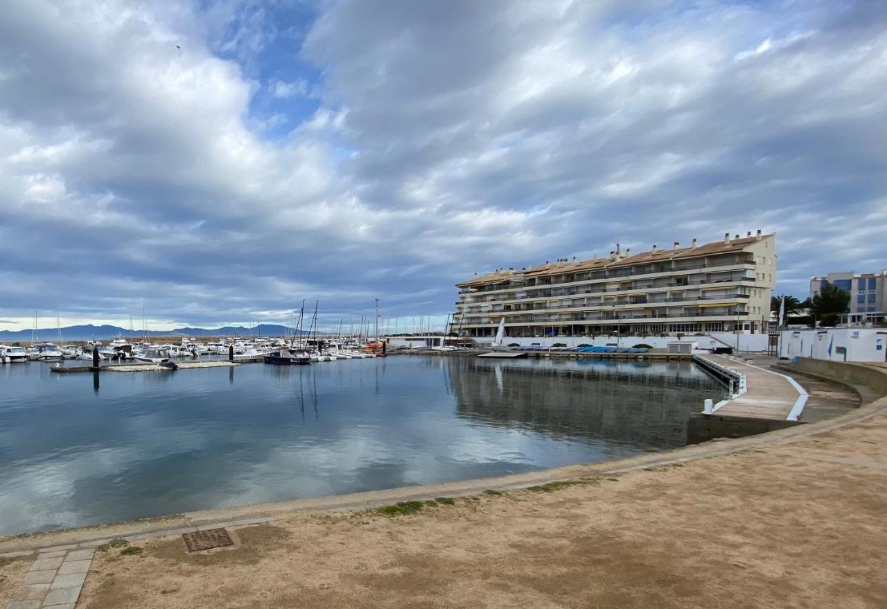 Precioso Apartamento En Primera Linea De Mar L' Escala Extérieur photo